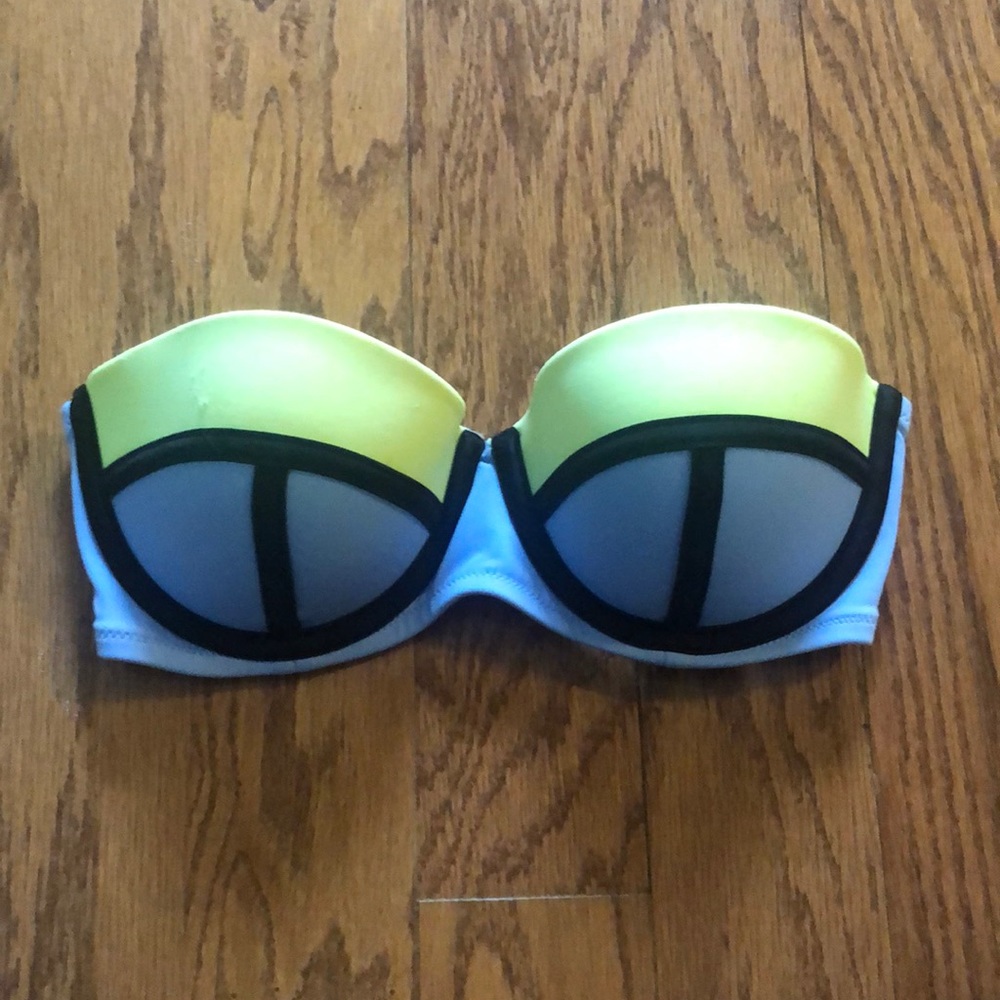 Victoria’s Secret neon swim top. Size 36B